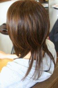 美容師の方にお聞きしたいです 髪の毛の内側をすいた時ってうなじのとこ Yahoo 知恵袋
