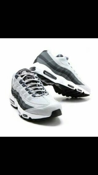 スニーカーの洗い方を教えてください Airmax95のグレ Yahoo 知恵袋
