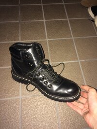 男子高校生のファッションについて 下のような黒ブーツに黒スキニーパンツをブ Yahoo 知恵袋