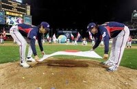 野球のマナーについたですが 韓国みたく国旗をマウンドに突き刺すのはダメで Yahoo 知恵袋