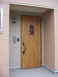 最近よく見かける こういったタイプの玄関ドアカントリー調ではなく 何調と言うので 教えて 住まいの先生 Yahoo 不動産