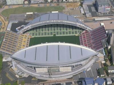 ノエビアスタジアム神戸の芝生問題は 開閉式の屋根を撤去すれは大幅 Yahoo 知恵袋