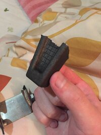 こんばんは先程ファミレス行った帰りに道路に出る際 縁石みたいのに全く気 Yahoo 知恵袋