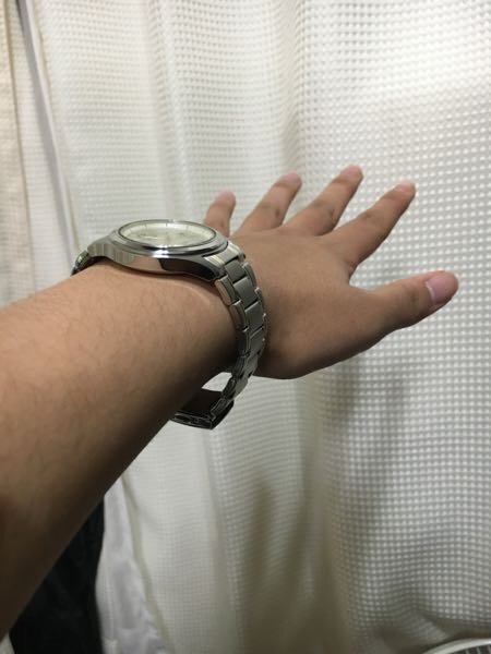 腕時計を買いました。その場でサイズを合わせてもらったのですがとて 