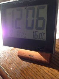 この時計は電波時計ですか 設定方法を教えてください ボタン Yahoo 知恵袋