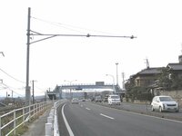 栃木県新4号バイパスのオービスについてこの写真はループコイル式と Yahoo 知恵袋