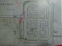 大型二輪免許一発で取りに行きます 青丸のところのコースで質問なんですが ウ Yahoo 知恵袋