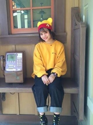 この黄色い服のような服はなんという名前ですか トレーナーですか Yahoo 知恵袋