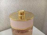 prada candy 香水 人気 開け方