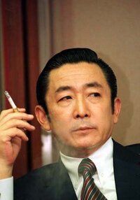 歴代の総理大臣で一番身長が低い総理大臣は 竹下さんは小柄だっ Yahoo 知恵袋