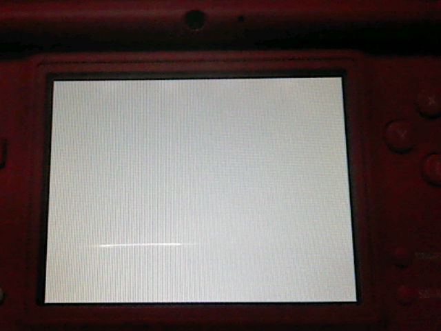 ニンテンドーDSliteですが新品未使用でも尿液晶になることはありま