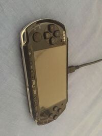 久々にpspやろうと思ってやろうと思ったら充電器がなくて他に