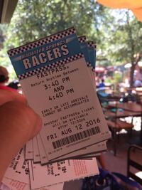 ダッフィーはもう終わり カリフォルニアのディズニーランド カリフォルニアア Yahoo 知恵袋