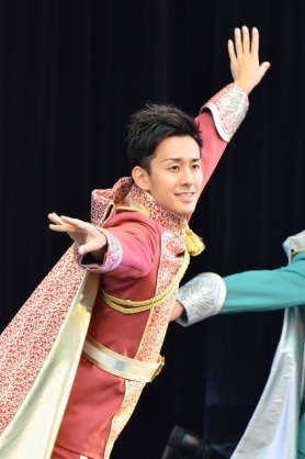 Jpirasutojra1kq 最も好ましい ディズニー ダンサー 名前 一覧 男性 名前 一覧 男性 ディズニー ダンサー 男