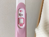 妊娠検査薬で ピーチェックを 生理予定日の４日前に使いました こ Yahoo 知恵袋