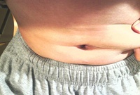 このおなかは太ってますか 中三女子です 太っていると Yahoo 知恵袋