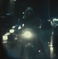 長瀬智也さんがgalaxyのcmで乗ってるバイクの名前分かります Yahoo 知恵袋