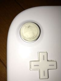 Wiiuゲームパッドがこんな風に汚れているんですけどどうすれば良いですか Yahoo 知恵袋