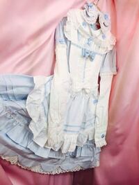 ディズニーやユニバでゴスロリ着ていくのはダメでしょうか 問 Yahoo 知恵袋