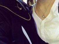 このヴィヴィアンウエストウッドのオーブ型はネックレスですか とても大きいので Yahoo 知恵袋