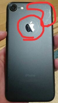 Iphone7の背面の汚れについてなのですが ケースの関係もあっ Yahoo 知恵袋