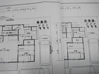 新築間取り 玄関で悩んでいます 写真右の幅1280の玄関ではホールの奥行きがない 教えて 住まいの先生 Yahoo 不動産