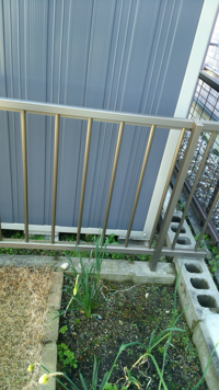 物置や目隠しフェンスを付ける際は 隣に挨拶しなければいけませんか いけな Yahoo 知恵袋