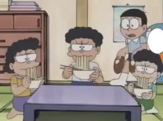 ドラえもんやオバケのq太郎にたまに出てくるこのラーメンばっかり食べてるキャ Yahoo 知恵袋