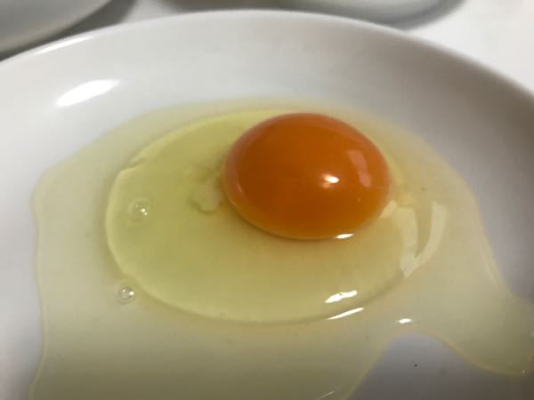 生卵を2日ほど常温で放置してましたその後冷蔵庫に入れて、保存しま