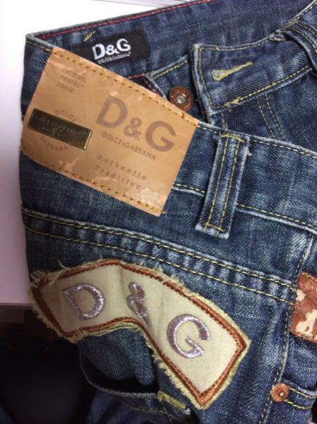 このドルチェ＆ガッバーナ(D＆G)のデニムは本物ですか？ - 先 