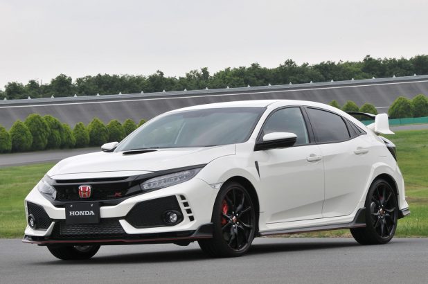 スポーツカーて１人で乗るものなのにどうして４人乗りのスポーツカーが存在する Yahoo 知恵袋