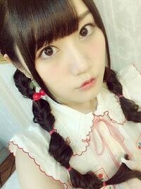 声優の小倉唯さんなんですが 彼女は前髪や顔の横の毛がいつもばらばらにならず Yahoo 知恵袋
