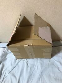 段ボール出品 メルカリで初発送で、サイズを合わせるため、段ボールを自作し