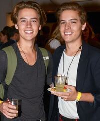 Colesprouse コールスプラウス とdylansprou Yahoo 知恵袋