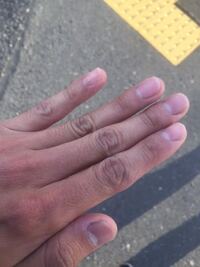 友達のネイル試験のモデルになったのですが 友達に頼まれたのでネイルモ Yahoo 知恵袋