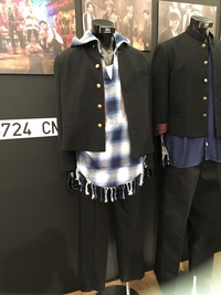 High Lowthemovieで村山が着ていたこの青い服ってどこで売ってい Yahoo 知恵袋