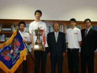 菅谷徹選手は巨人症ですか そうなんじゃないでしょうか Yahoo 知恵袋