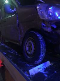 事故った タイヤ曲がって アクセル空ぶかし状態です どのくらいの修理 Yahoo 知恵袋