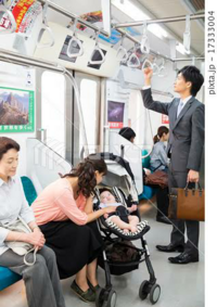 最近一歳半の息子がでんぐり返しをしてよく遊んでいます 妻が凄い凄い騒い Yahoo 知恵袋