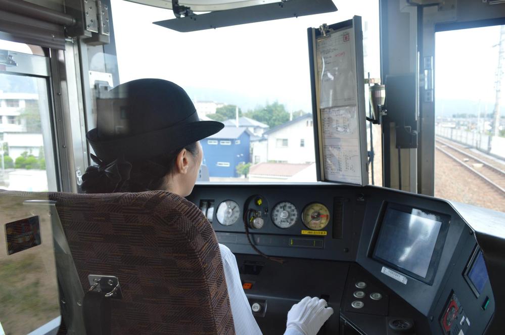 最近 鉄道の女性運転手や女性の車掌が増えてきているようですが 飛 Yahoo 知恵袋