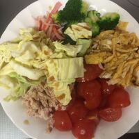 そうめん1束にキャベツ カニカマ5本 ブロッコリー 卵1個 トマ Yahoo 知恵袋