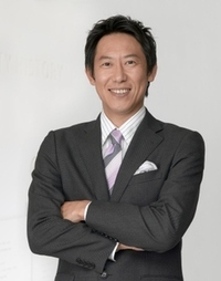 バサロのスポーツ長官の鈴木大地さんは今も水泳は泳げるのでしょうか 金 Yahoo 知恵袋