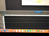 logic pro X について質問させて下さい。DTMを他種から乗り換えた、logic 初心者です。PCをデュアルディスプレイにして、サブディスプレイ側にピアノロール・メイン側にlogicを配置しようと思ったのですが、ピアノロ ール画面をクリックドラックしてもlogicのメイン画面から単体で抜き出せません。他のDTMですとピアノロール画面場でクリックしながらドラックするとDTMメイン画面か...