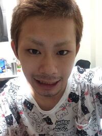 彼氏の青ヒゲが気持悪いです 剃ったばかりでも アゴの周りが薄く青くなってい Yahoo 知恵袋