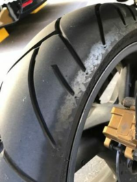 Cb400sfのタイヤ交換を 考えいるのですがどのタイヤが 良いか分か Yahoo 知恵袋