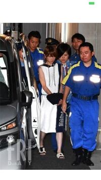 留置所 拘置所 刑務所内での服装について教えて下さい 留置所は完 Yahoo 知恵袋