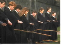 映画ハリーポッターと賢者の石を見ていて疑問に感じたことがありますハリー ポッタ Yahoo 知恵袋