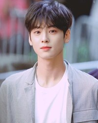 このウヌくんはいつのものですか Astroウヌチャウヌチャ ウヌ Yahoo 知恵袋