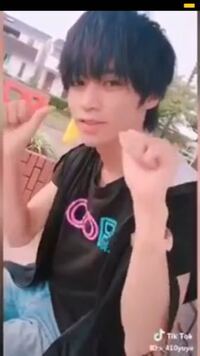 いま Tiktokのイケメン高校生でこの子有名になってますよ Yahoo 知恵袋