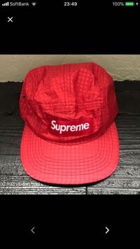 この写真のsupremeのキャップは何という名前のものですか Yahoo 知恵袋